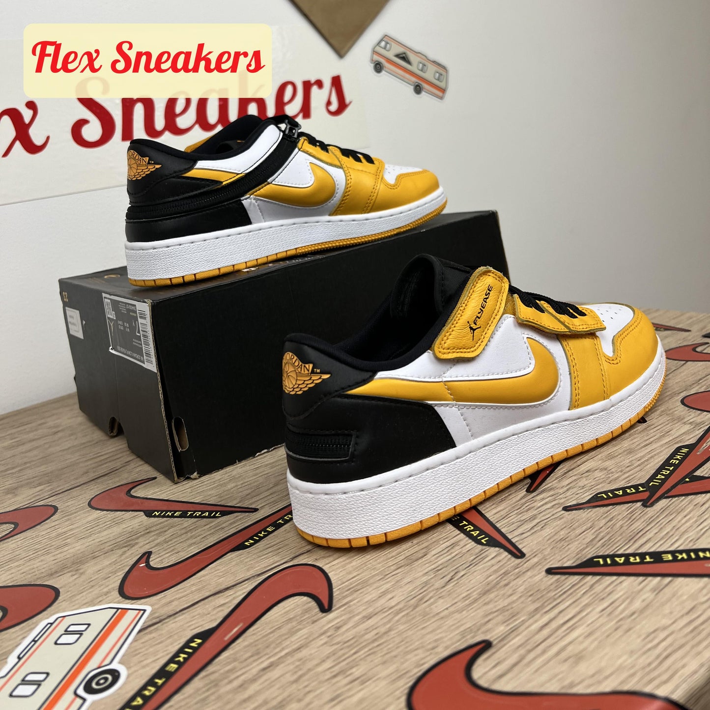 Air Jordan 1 Low FlyEase (GS) Yellow/Black