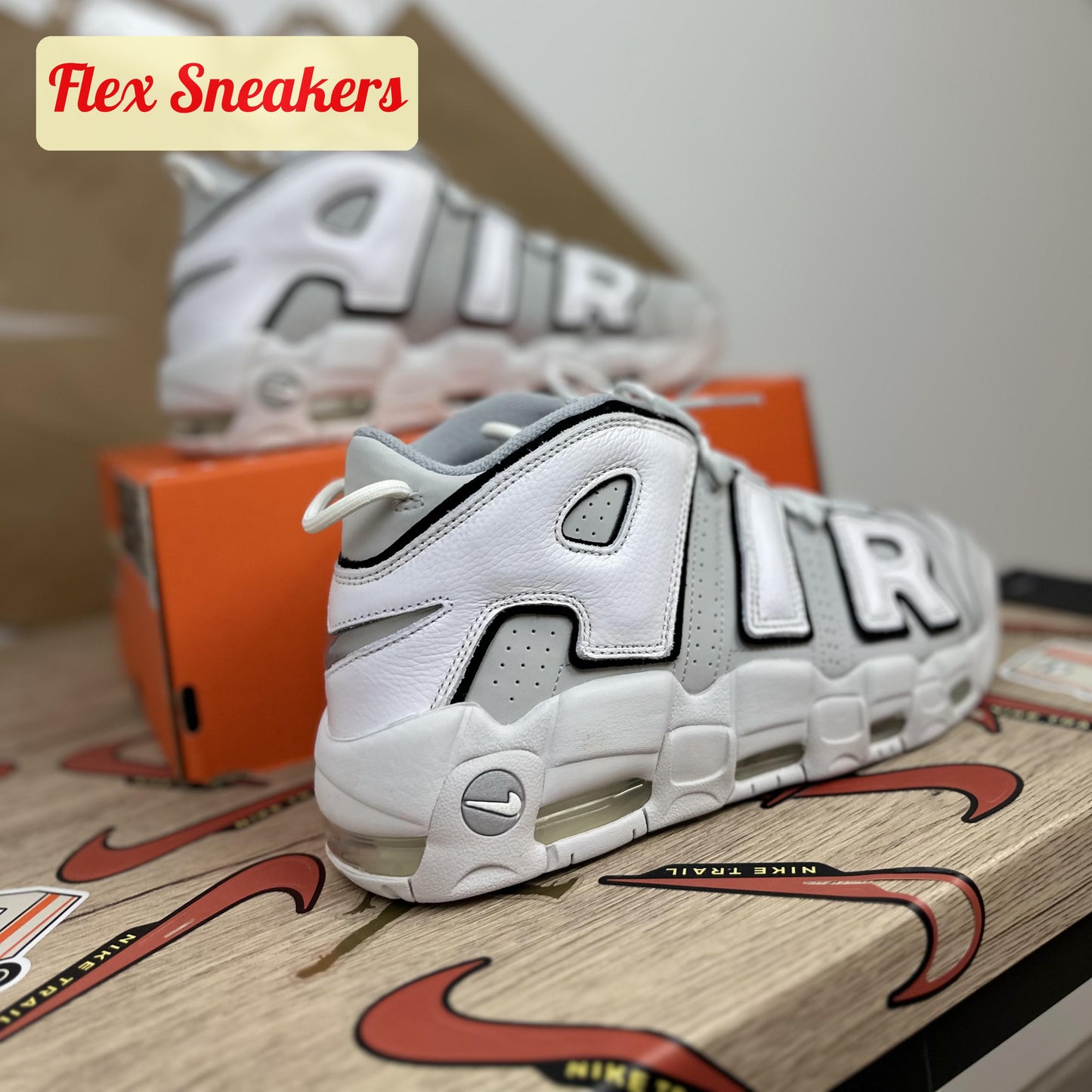 Air More Uptempo '96 Photon-Dust