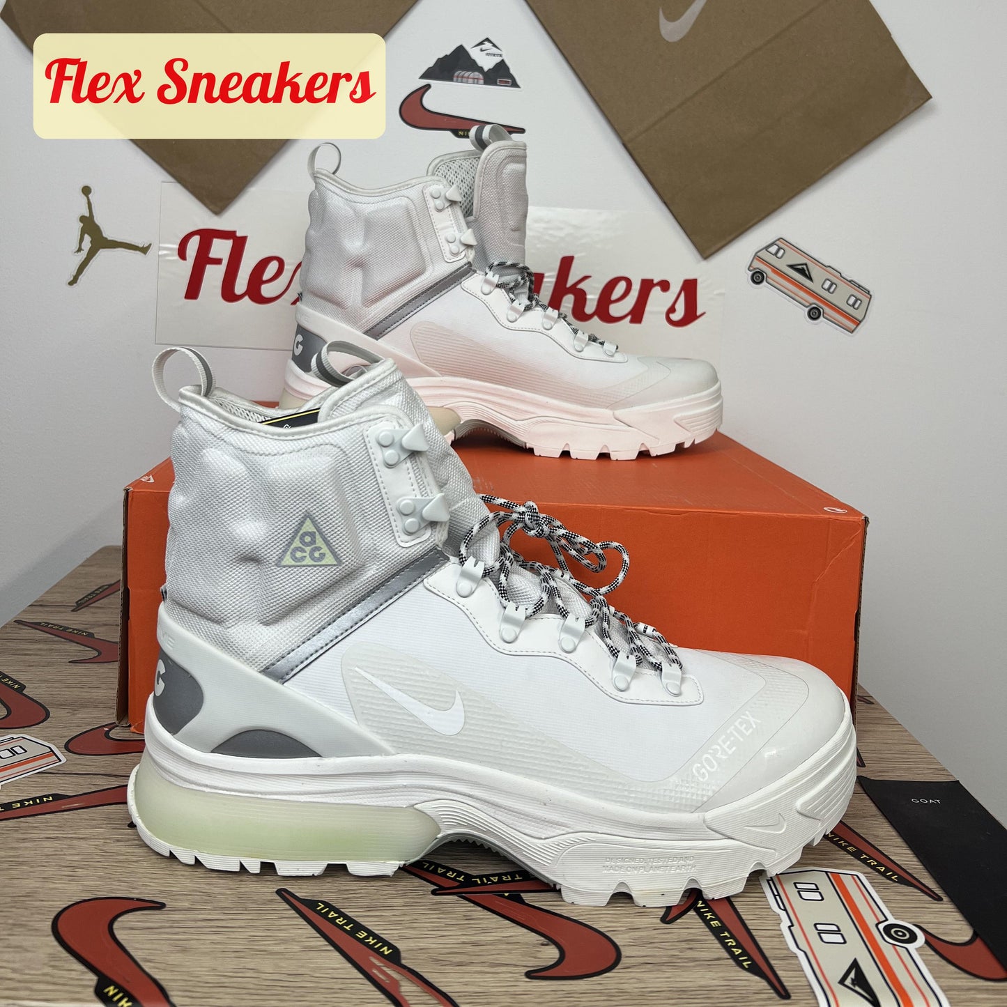 AGC Zoom Gaiadome Gore-Tex White