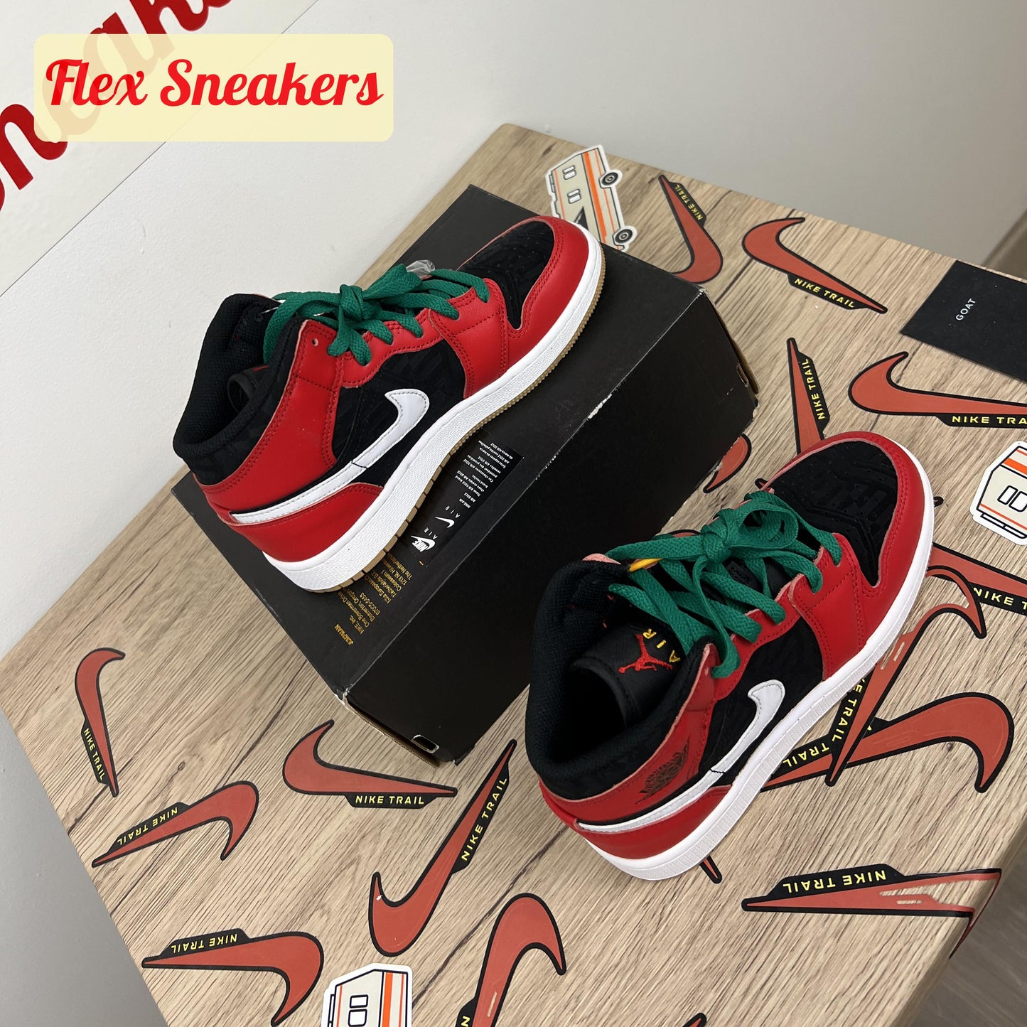 Air Jordan 1 Mid SE (GS) Fire-Red