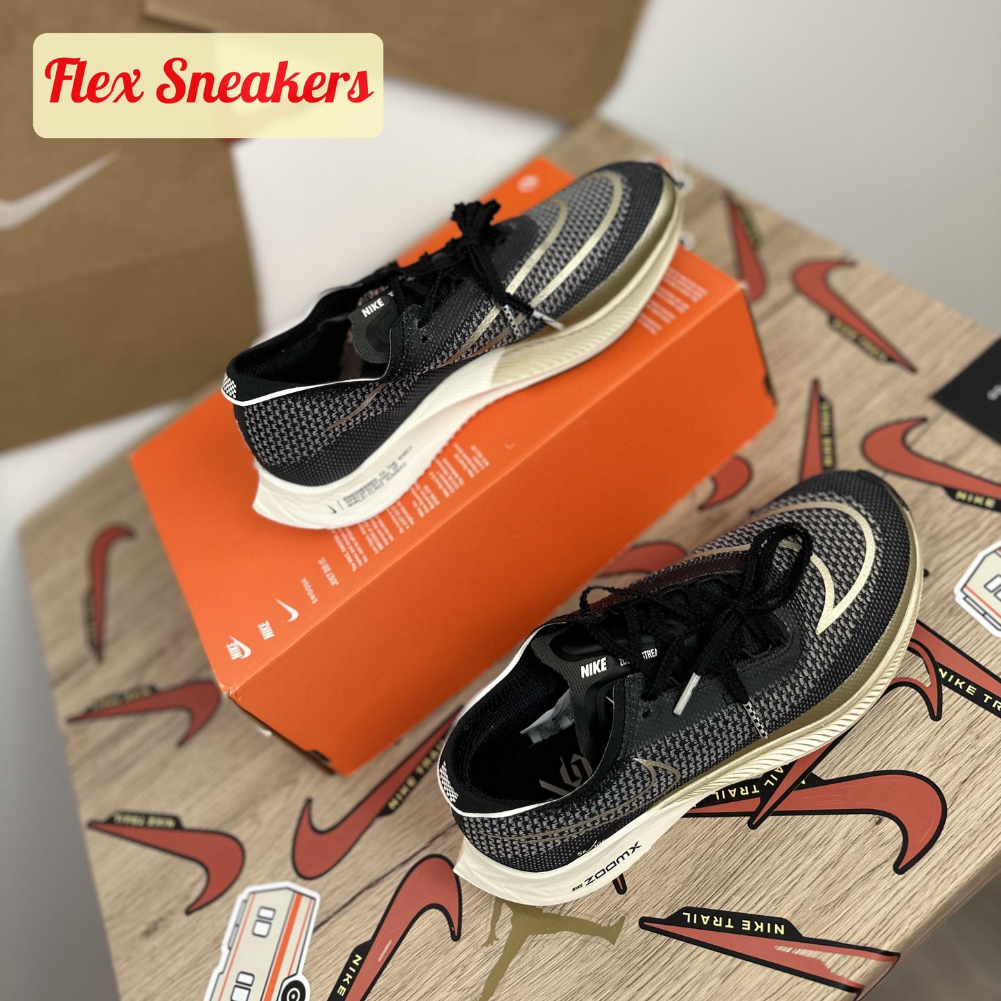 ZoomX Streakfly Black/Gold
