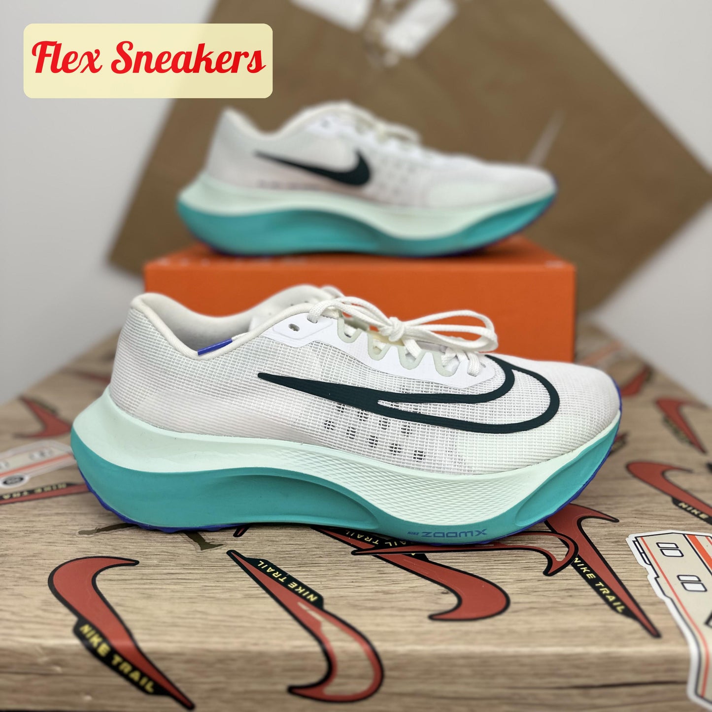 Zoom Fly 5 White/Barely-Green