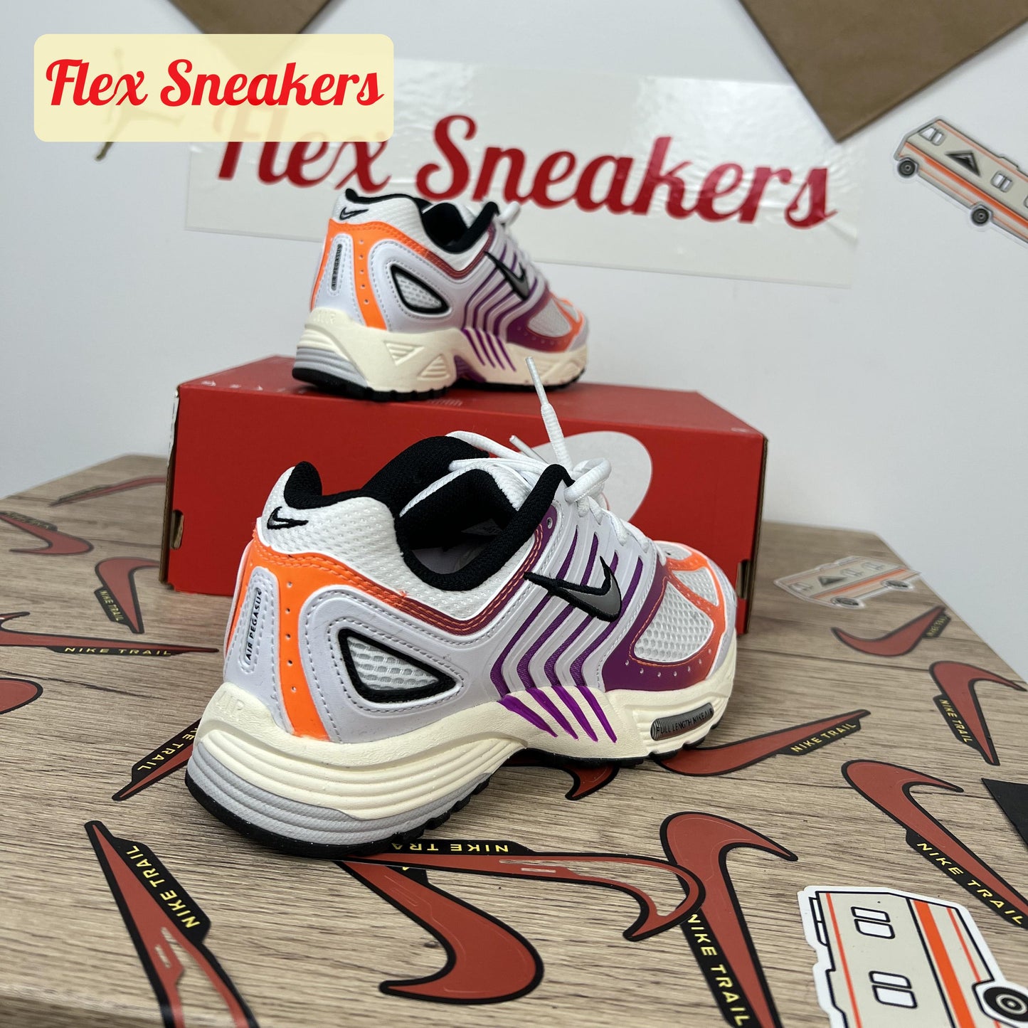 Air Pegasus 2005 White-Orange