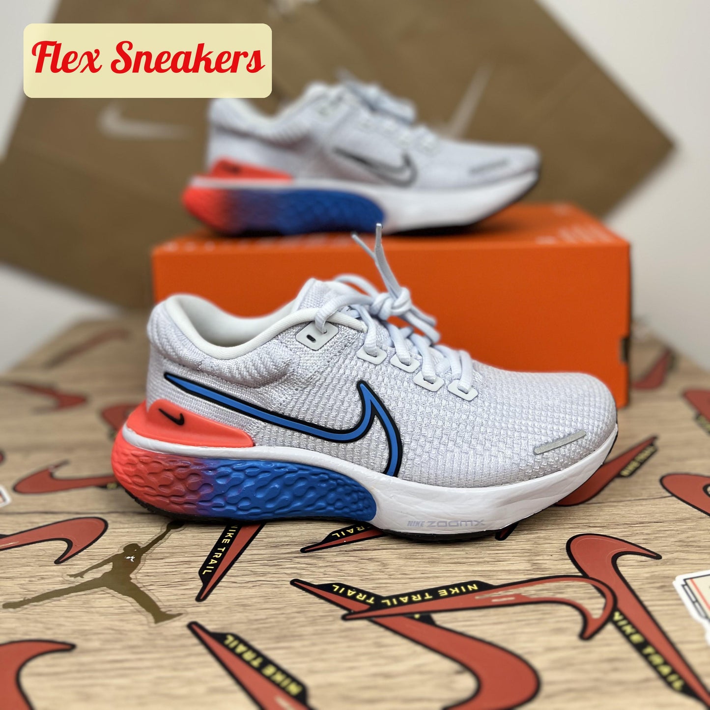 W ZoomX Invincible Run FK 2 Grey