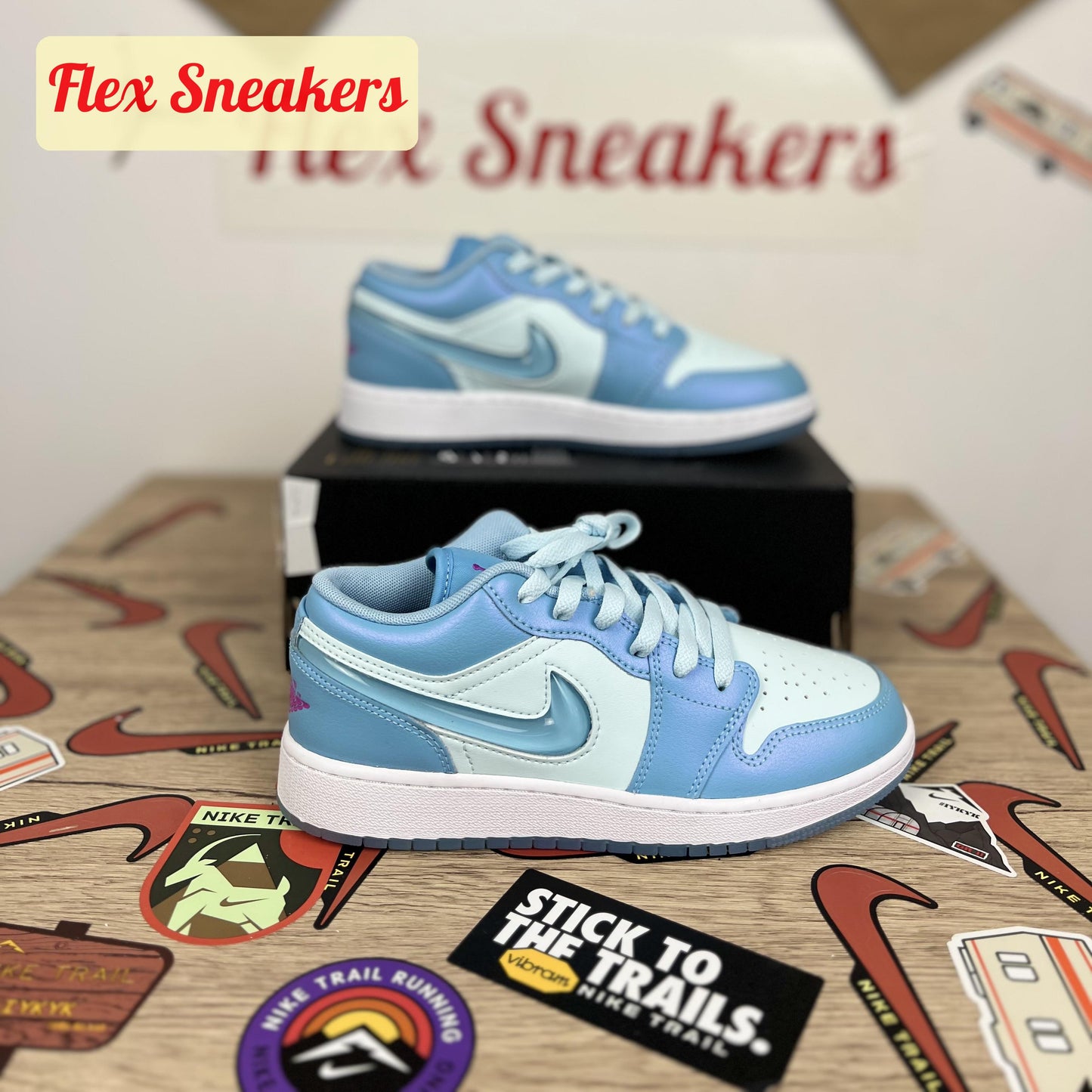 Air Jordan 1 Low SE (GS) Aquarius-Blue