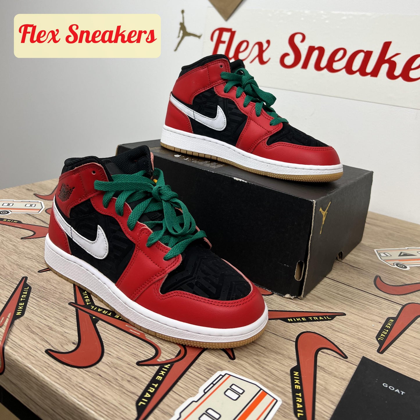 Air Jordan 1 Mid SE (GS) Fire-Red