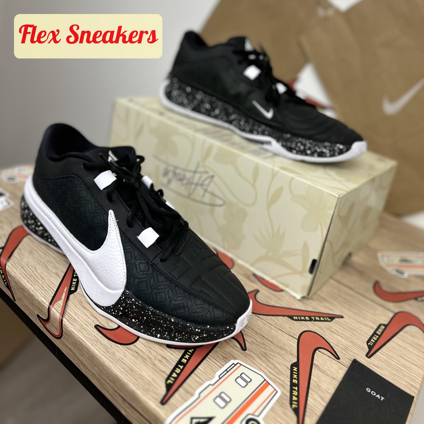 Zoom Freak 5 Black/White