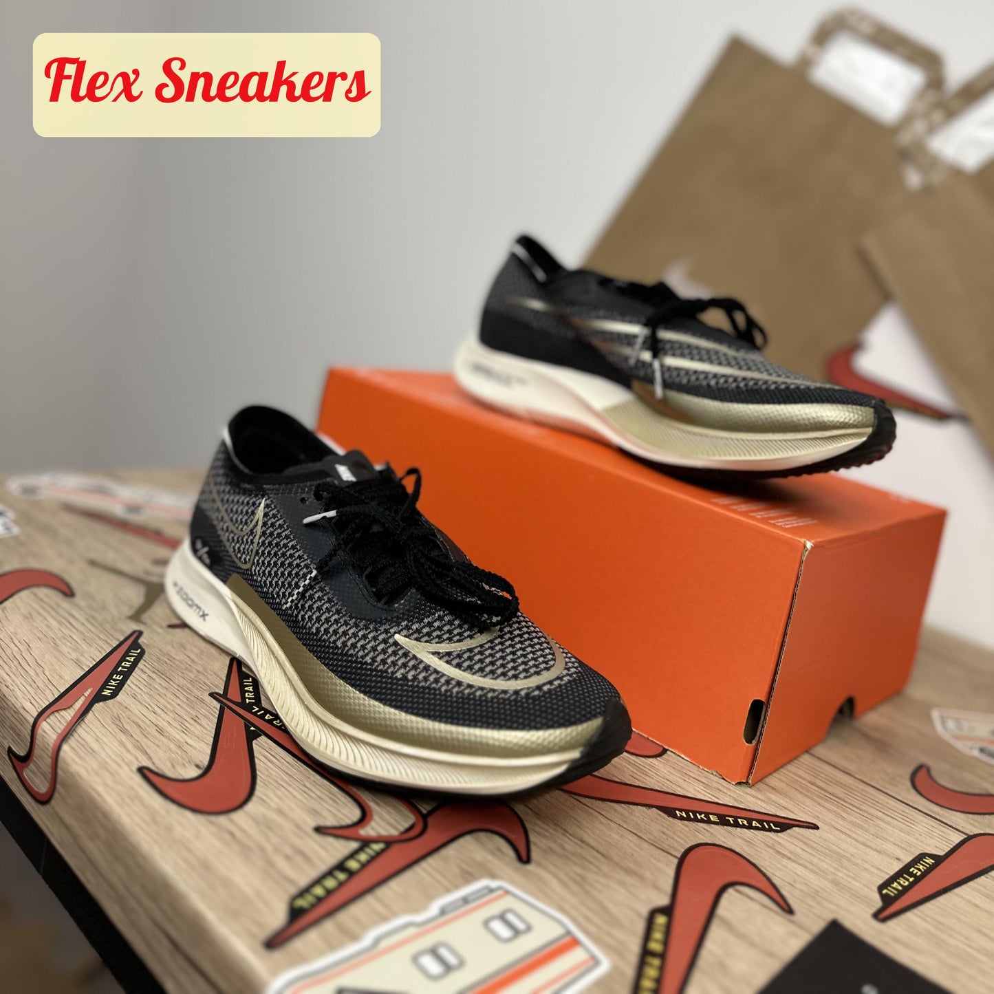 ZoomX Streakfly Black/Gold