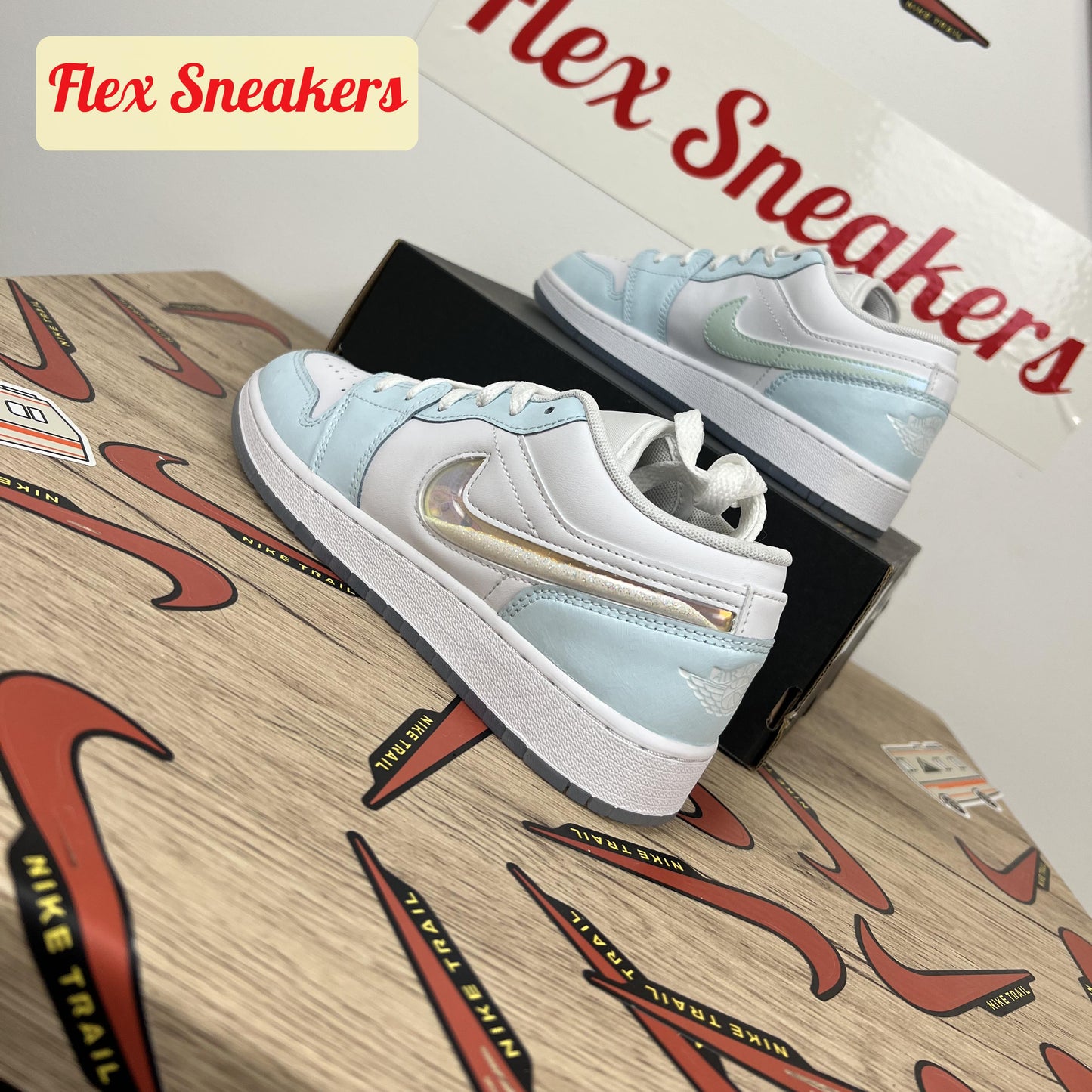 Air Jordan 1 Low SE (GS) Glacier-Blue