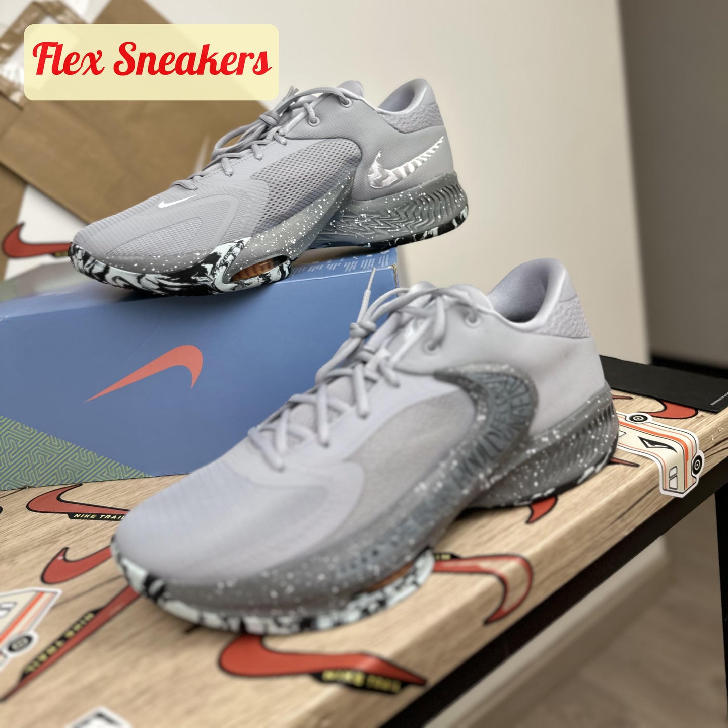 Zoom Freak 4 Wolf-Grey