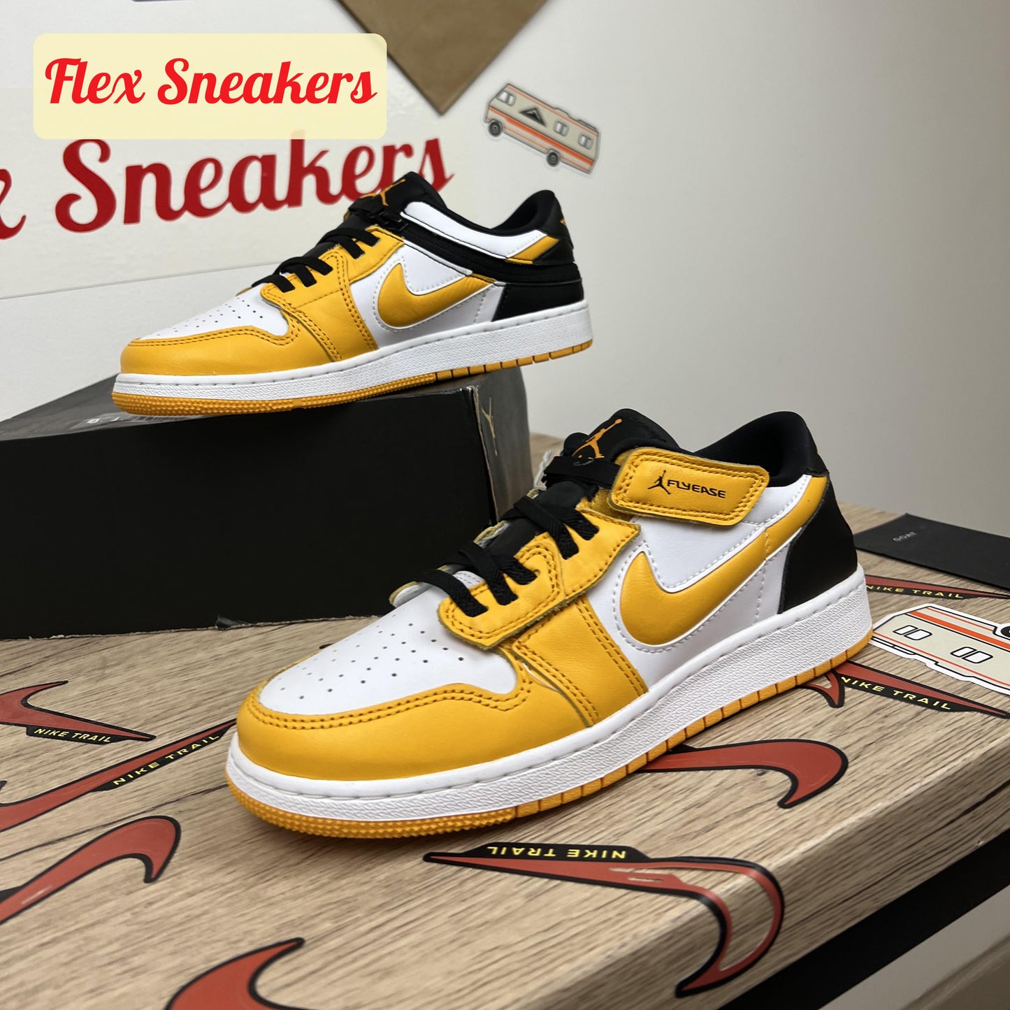 Air Jordan 1 Low FlyEase (GS) Yellow/Black