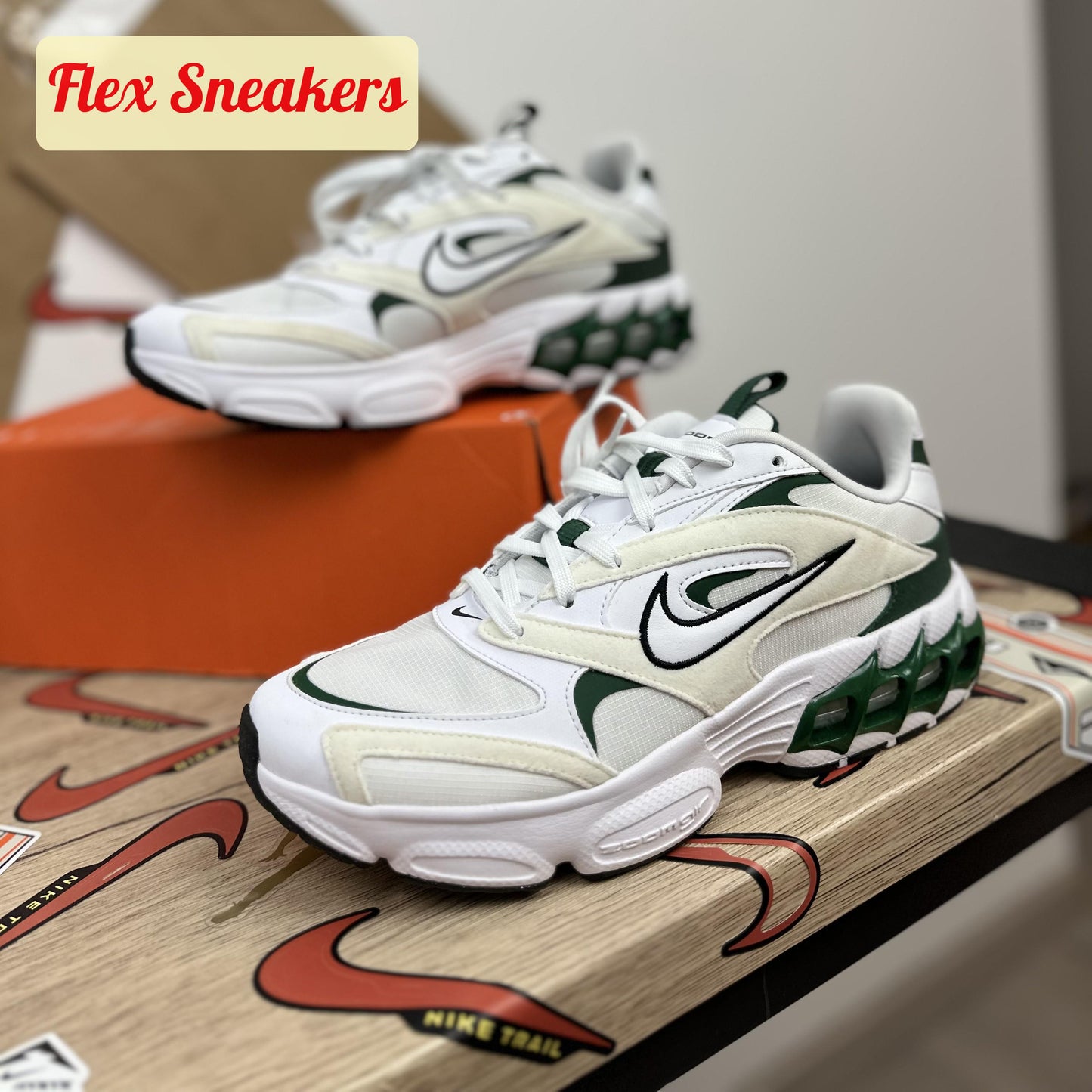 W Zoom Air Fire White/Black