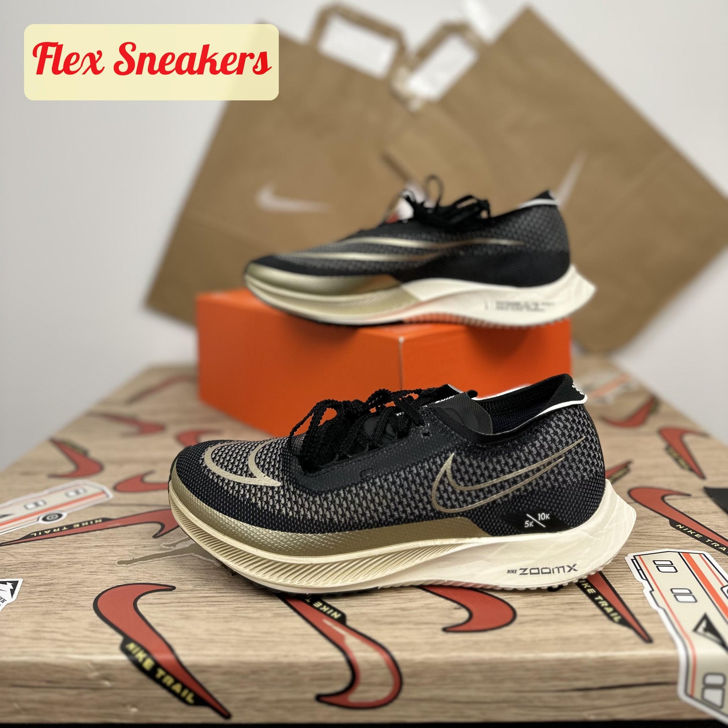 ZoomX Streakfly Black/Gold