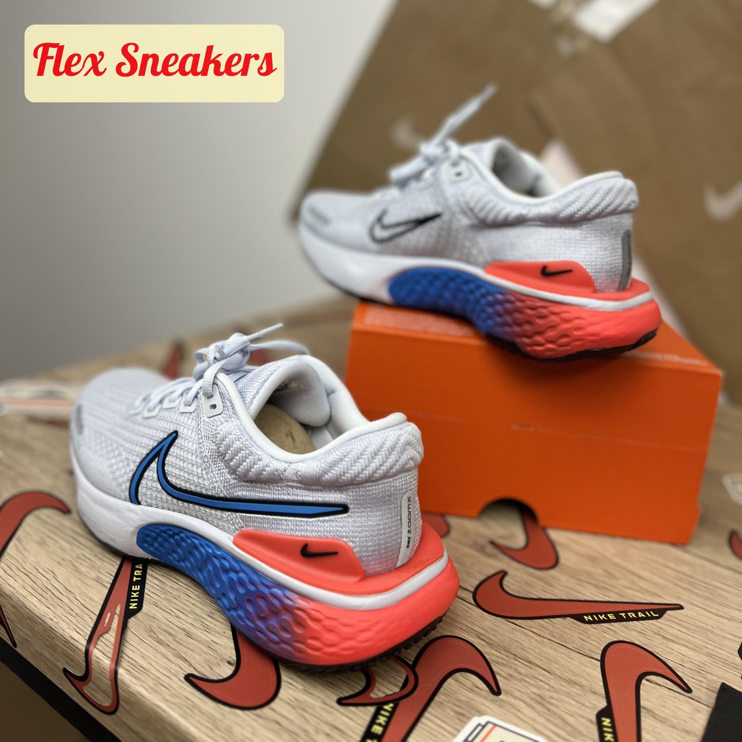 W ZoomX Invincible Run FK 2 Grey