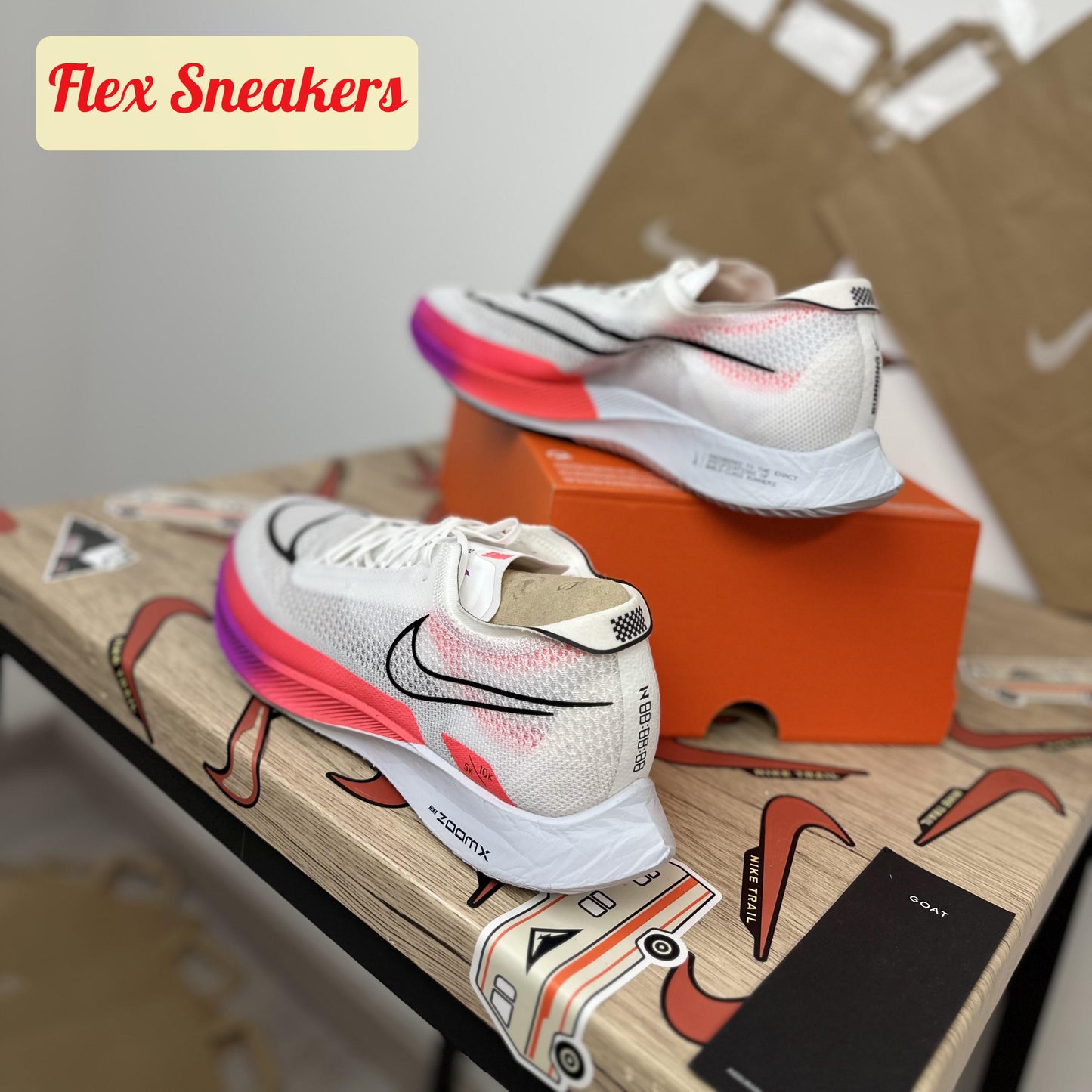 ZoomX Streakfly White/Crimson