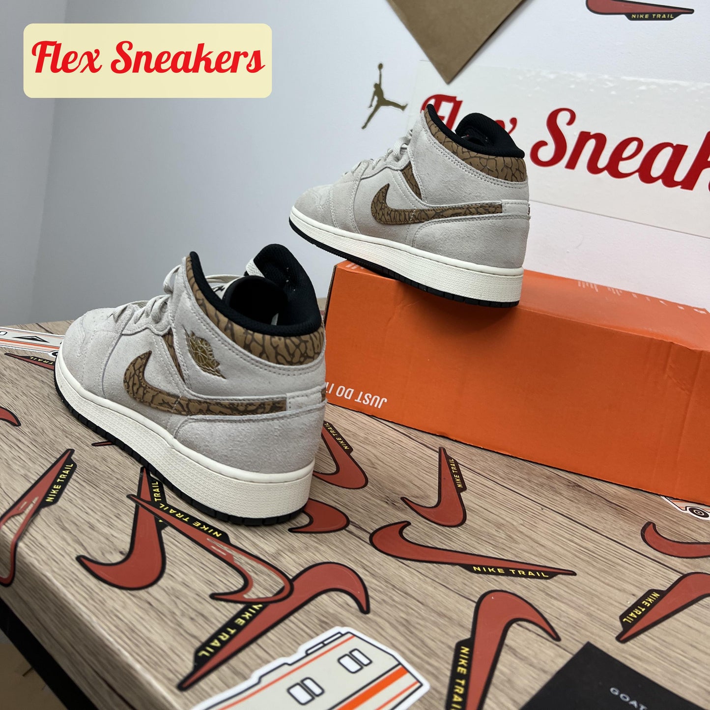 Air Jordan 1 Mid SE (GS) Brown-Elephant