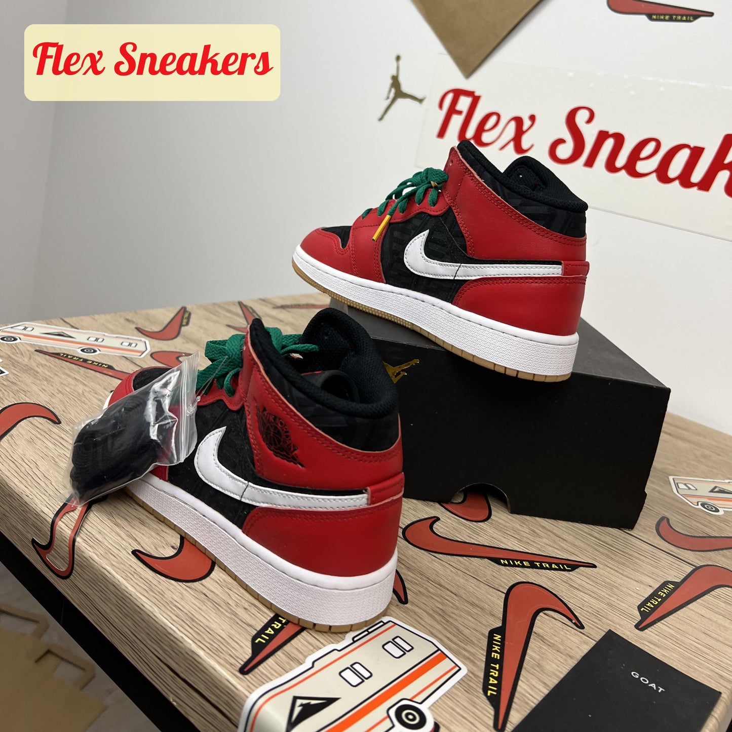 Air Jordan 1 Mid SE (GS) Fire-Red