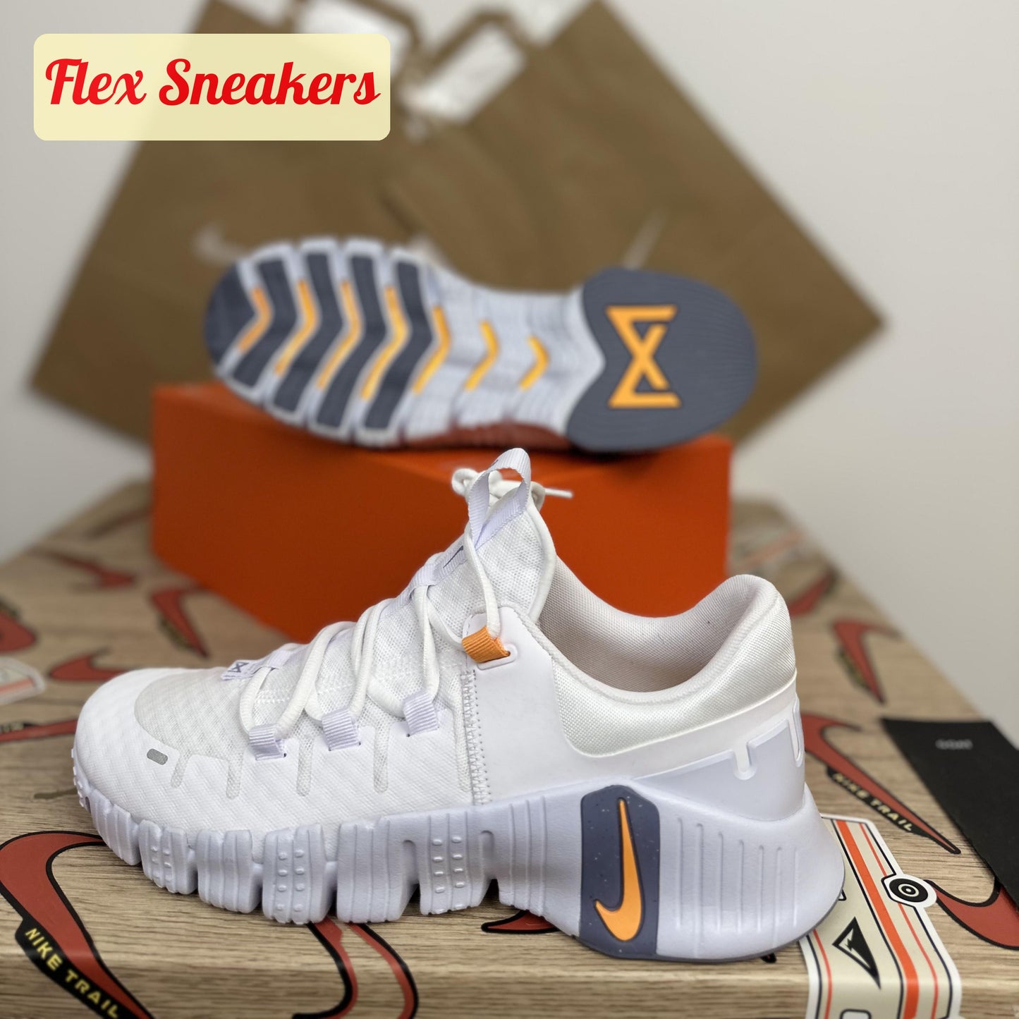 Free Metcon 5 White/Orange