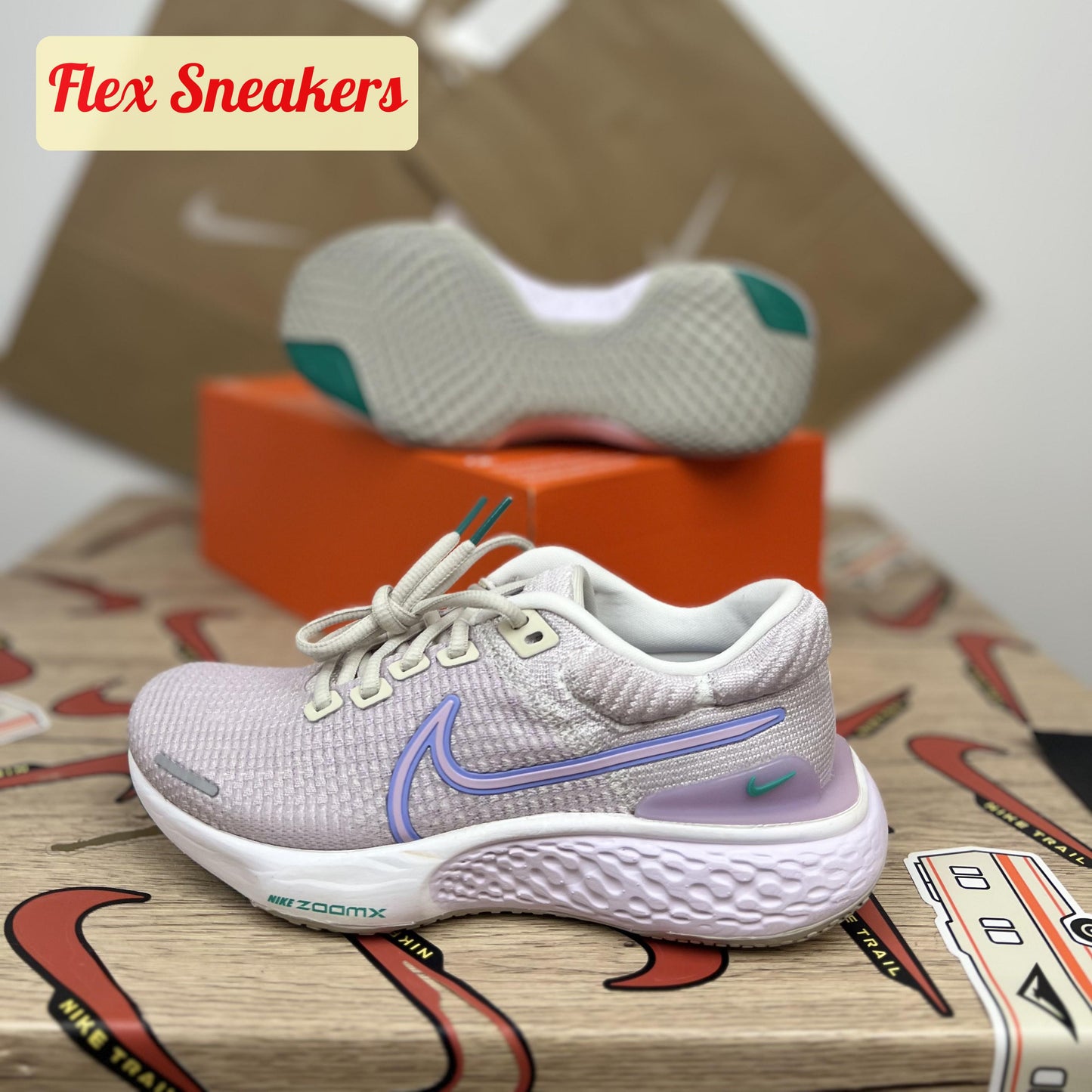 W ZoomX Invincible Run Flyknit 2 Doll-Neptune/Green