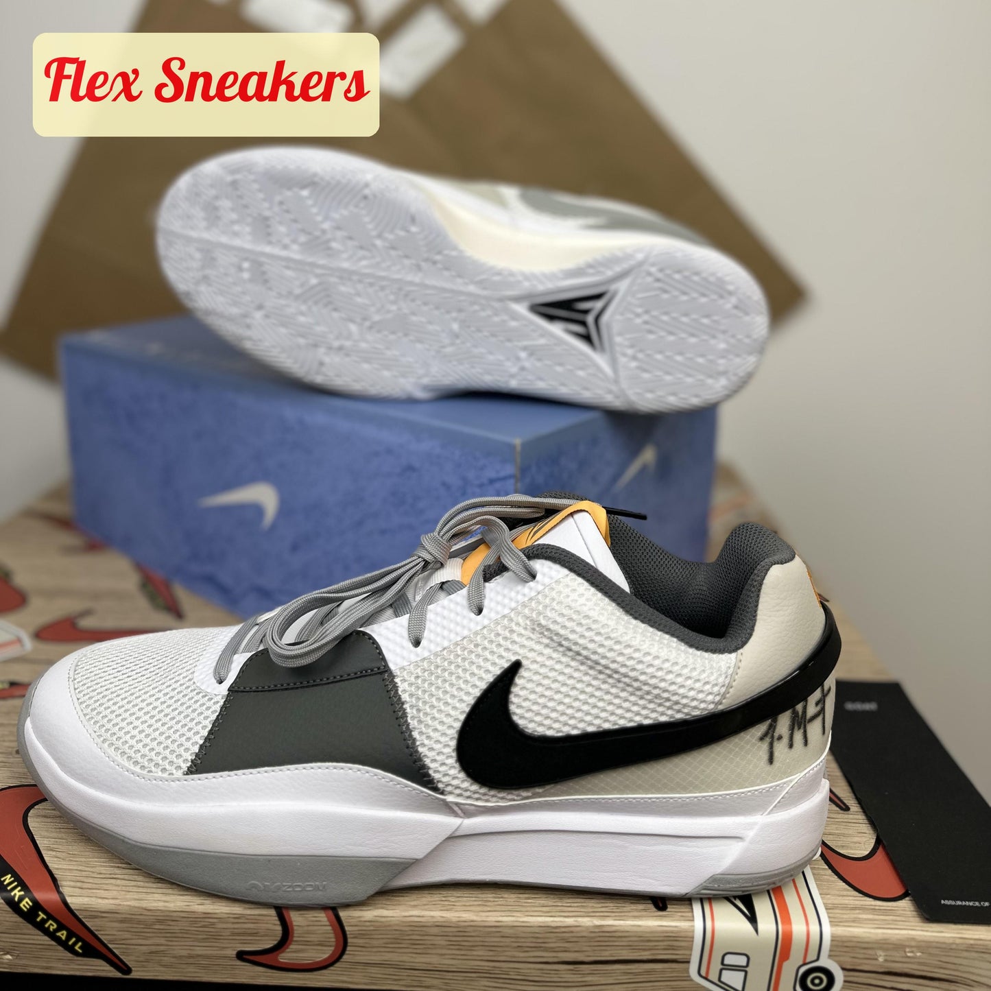 Ja 1 White/Smoke-Grey
