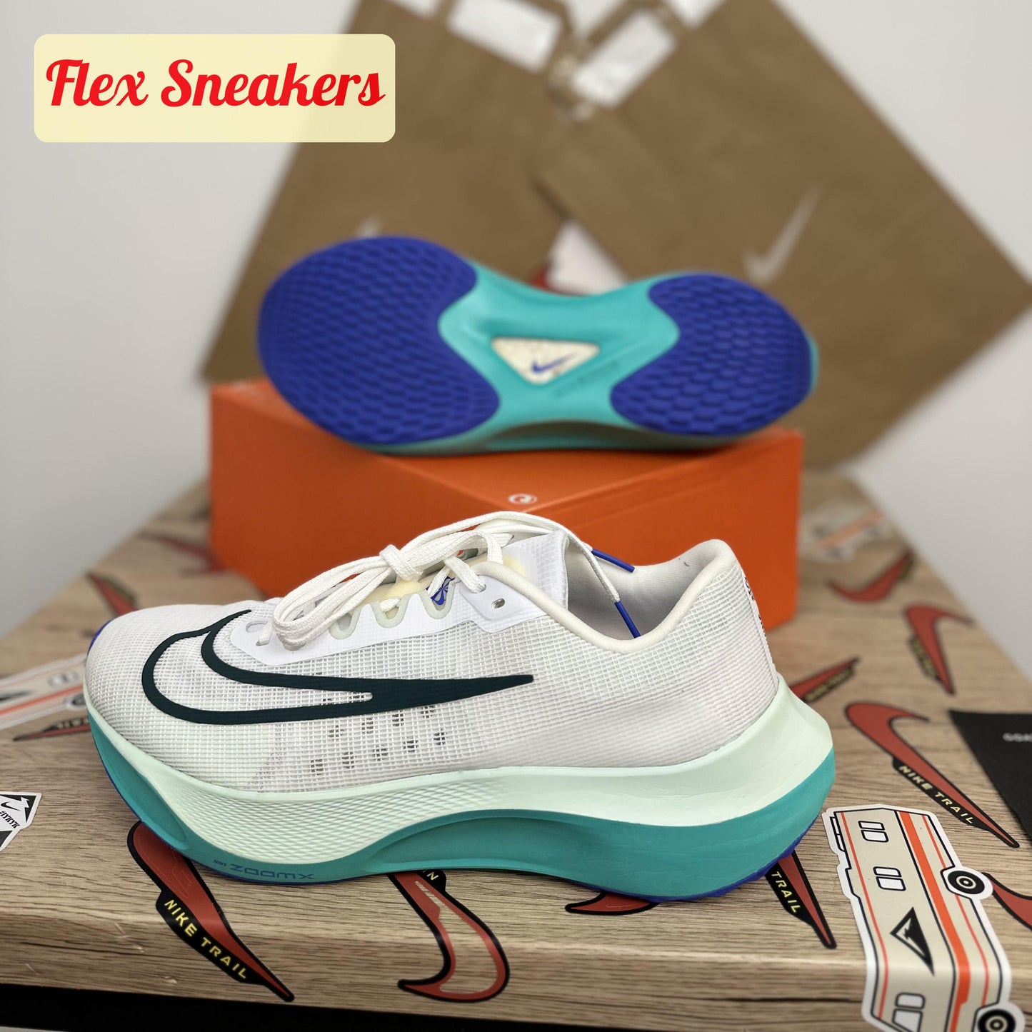 Zoom Fly 5 White/Barely-Green