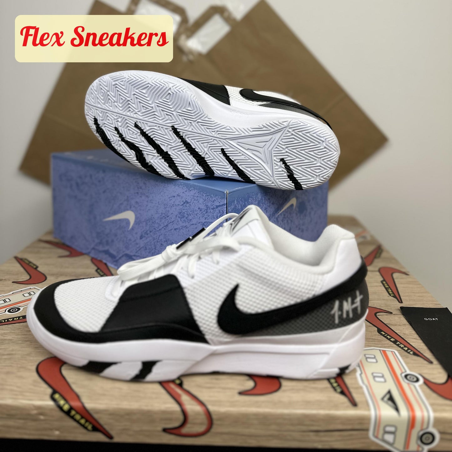 Ja 1 White/Black