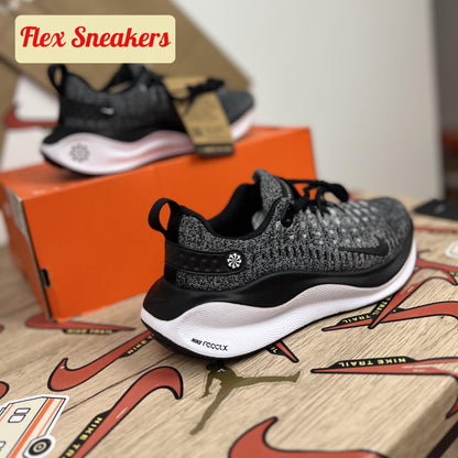 React Infinity Run 4 Black-White