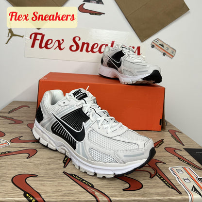 Zoom Vomero 5 White/Black