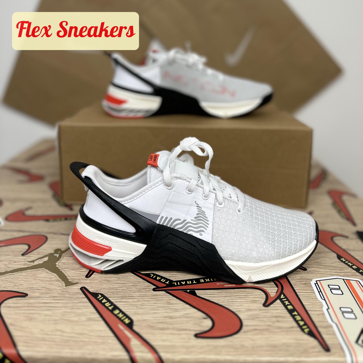 W Metcon 8 FlyEase White/Smoke-Grey