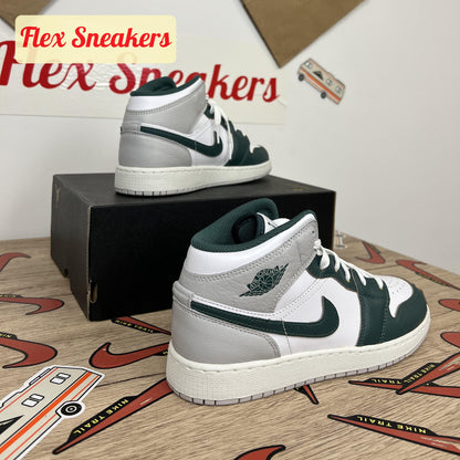 Air Jordan 1 Mid SE (GS) White/Green-Sail