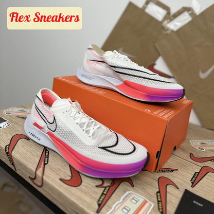 ZoomX Streakfly White/Crimson