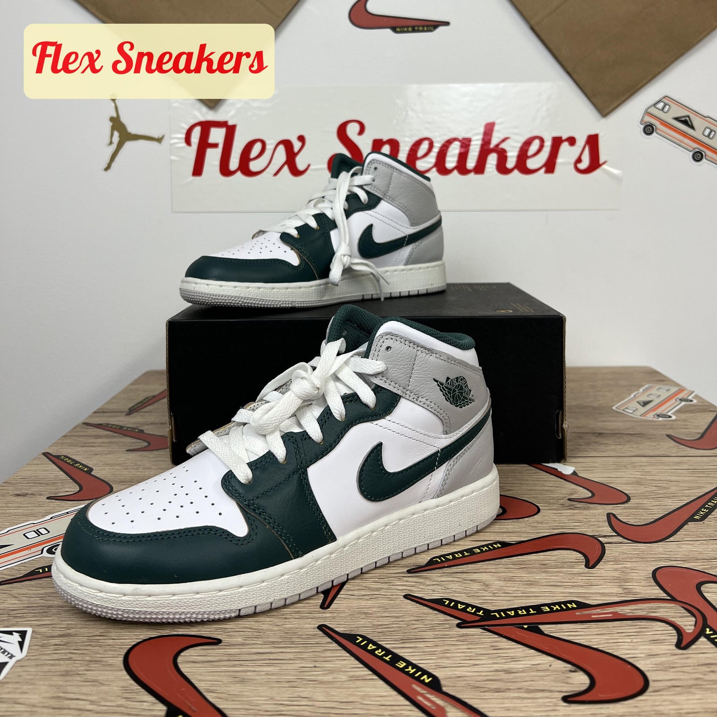 Air Jordan 1 Mid SE (GS) White/Green-Sail