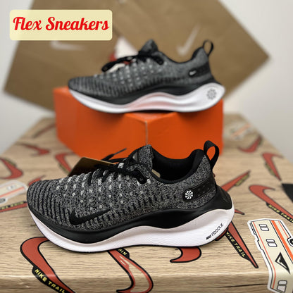 React Infinity Run 4 Black-White