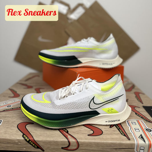 ZoomX Streakfly Green-Volt