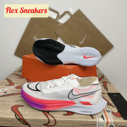 ZoomX Streakfly White/Crimson