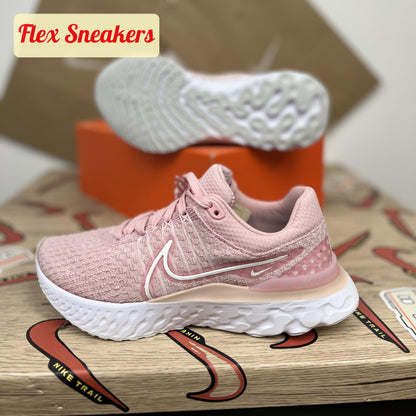 W React Infinity Run FK 3 Pink-Glaze